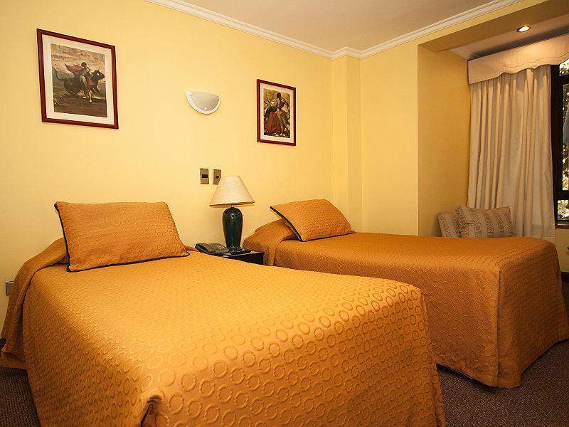 Hotel Principado Santiago del Cile Esterno foto