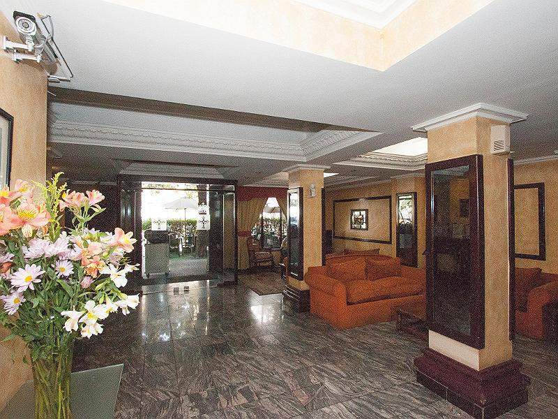 Hotel Principado Santiago del Cile Esterno foto