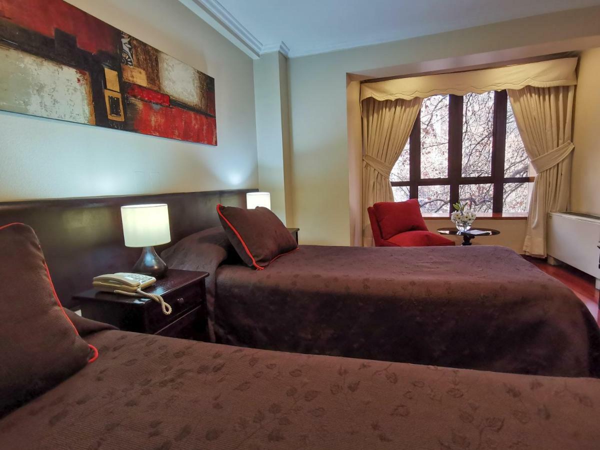 Hotel Principado Santiago del Cile Esterno foto