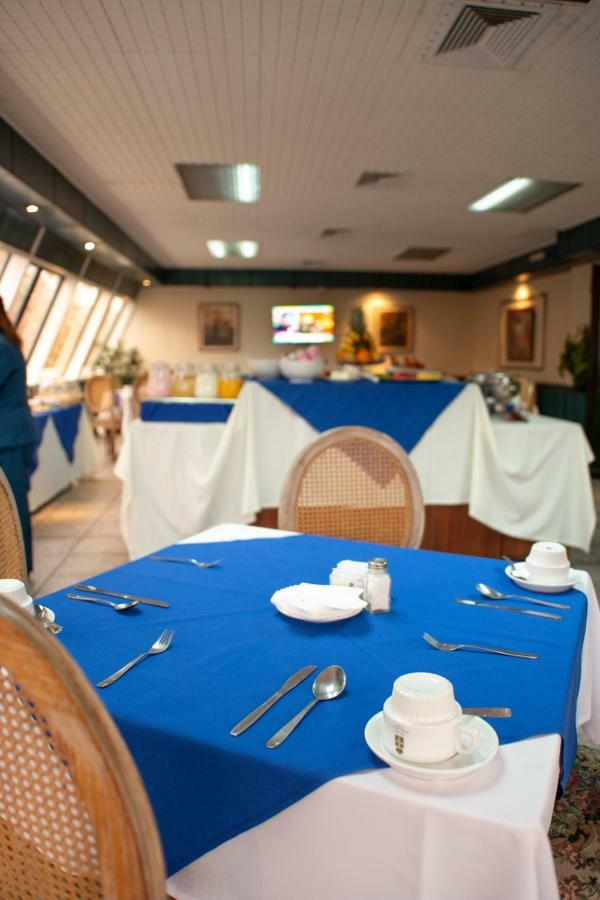 Hotel Principado Santiago del Cile Esterno foto