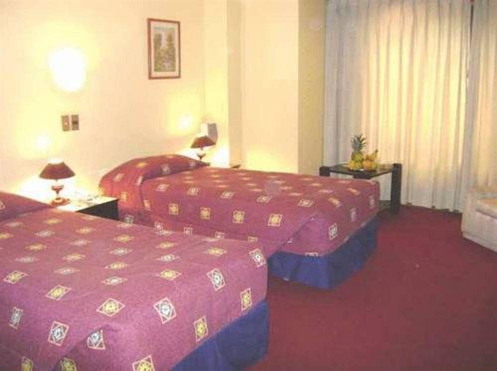 Hotel Principado Santiago del Cile Esterno foto